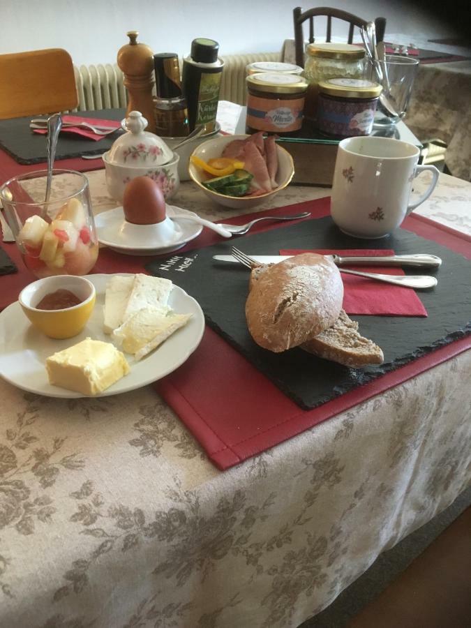 ホテル Der Eberhard - Wohnen & Essen Bei Ilse ザンクト・ミヒャエル・イン・オーバーシュタイアマルク エクステリア 写真